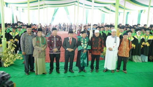 Al Haris Hadiri Wisuda STAI Ma’Arif Sarolangun