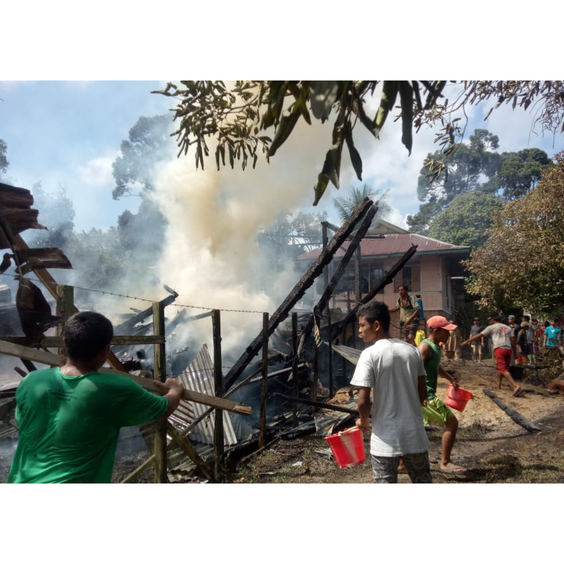 Gara-gara Korek Api, Rumah Warga Bungo Ludes Terbakar