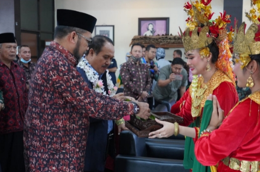 Sekda Harap Koral AUP-STP Berikan Sumbangsih Pembangunan Perikanan