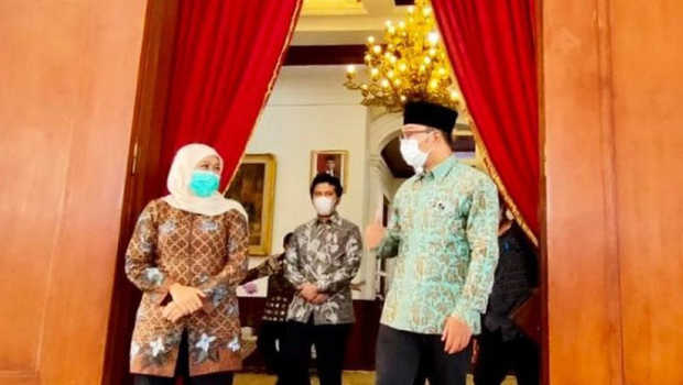 Ridwan Kamil Bertemu Khofifah,  Bahas Pilpres?