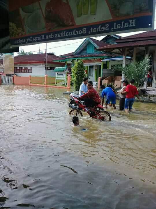 Bajir rob jadi fenomena Tahunan di Kota Kualatungkal.