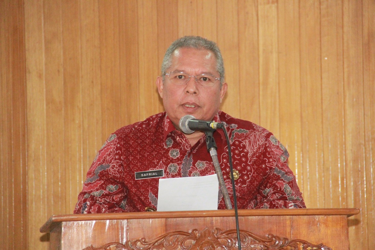 Minta Uang Nama Bupati Safrial Dicatut