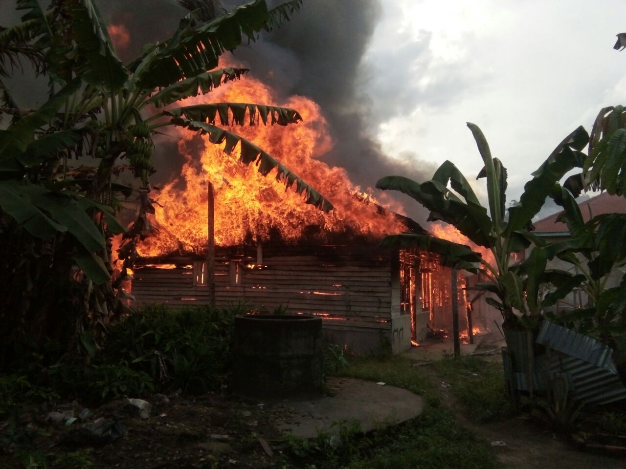 Pasar Desa Pematang Lumut Terbakar