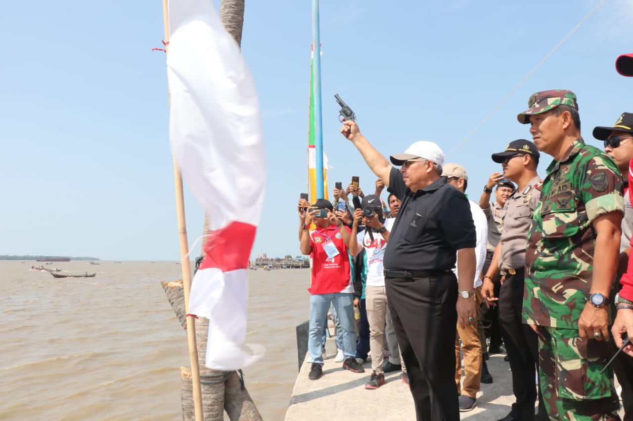 Lepas Lomba Balap Pompong, Safrial: Kita Lestarikan Budaya Kabupaten Tanjabbarat