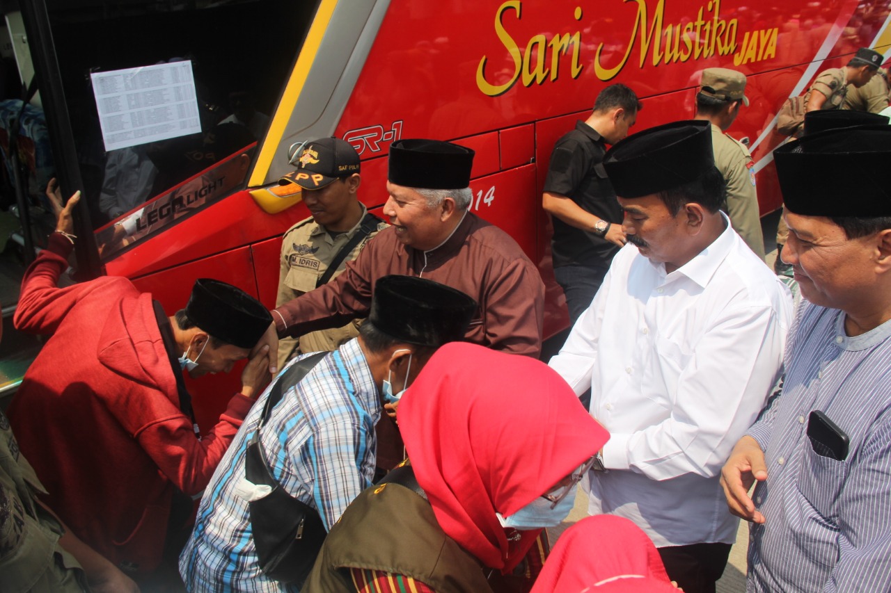 Bupati Sambut Kedatangan Jamaah Haji Asal Tanjabbar