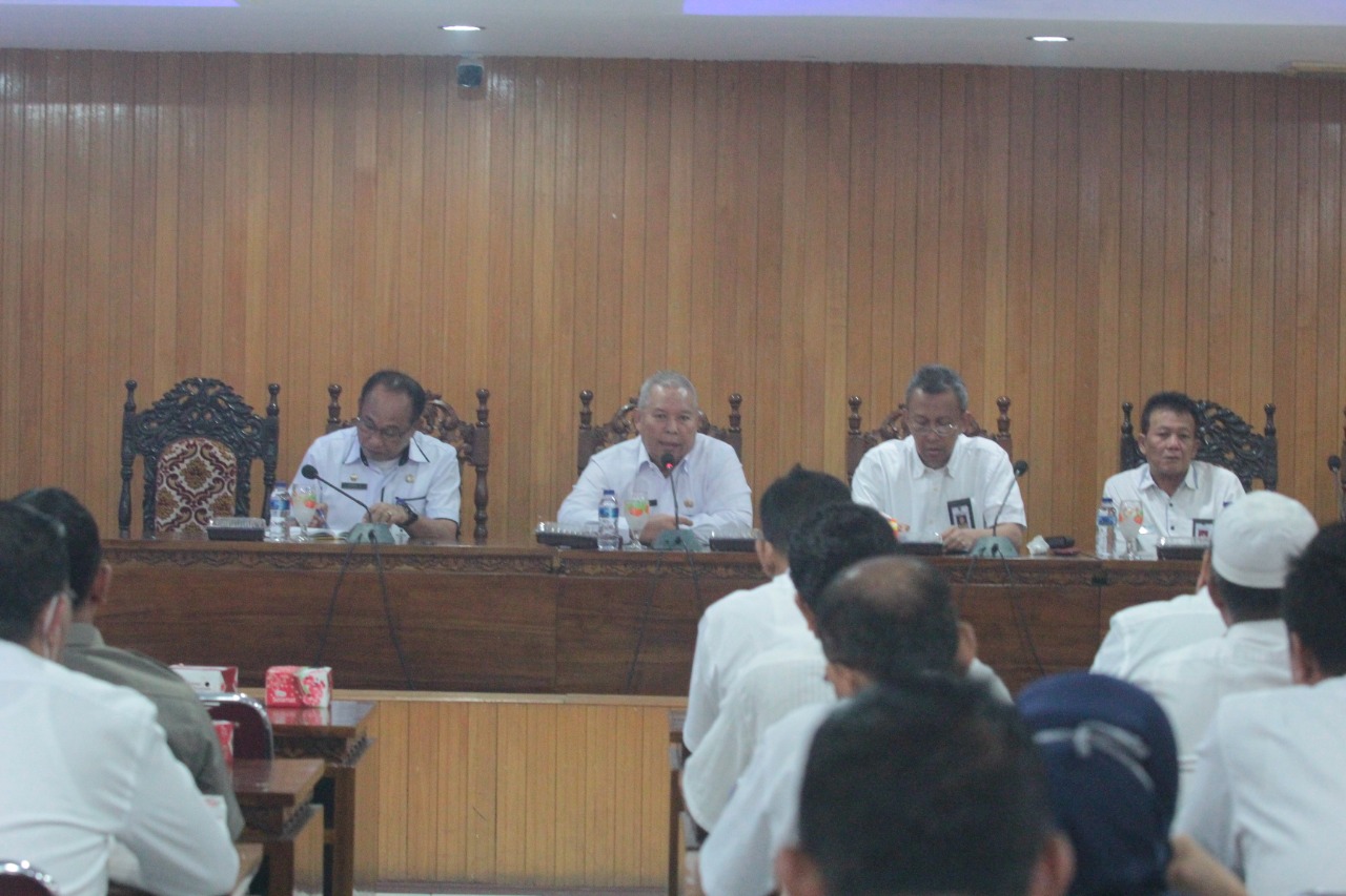 Bupati Pimpin Rapat Evaluasi Raperda dan Raperbup Perubahan APBD Tahun Anggaran 2019 dan APBD Tahun Anggaran 2020