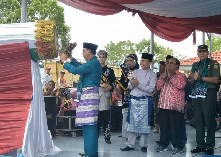 Gubernur Jambi Buka Featival Kerinci