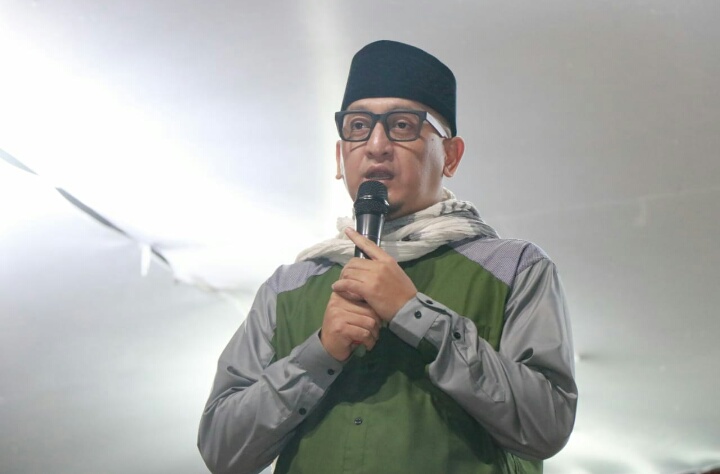 Ustad Zaki Mirza Isi Tabligh Akbar Pemkab Tanjab Barat