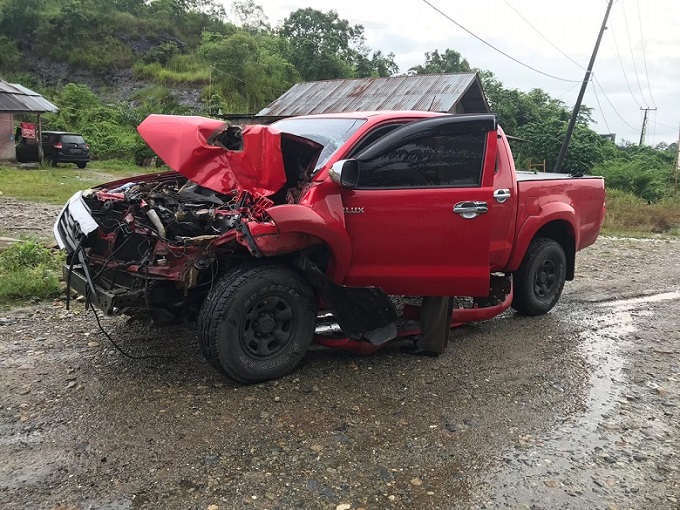 Mobnas Kasat Pol PP, Tabrak Mobil Sawit