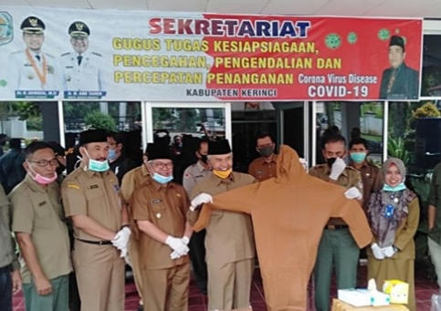 Bupati Adirozal Terima Bantuan APD dari FFI, BB TNKS, BKSDA Jambi, dan Dinas Kehutanan Provinsi Jambi