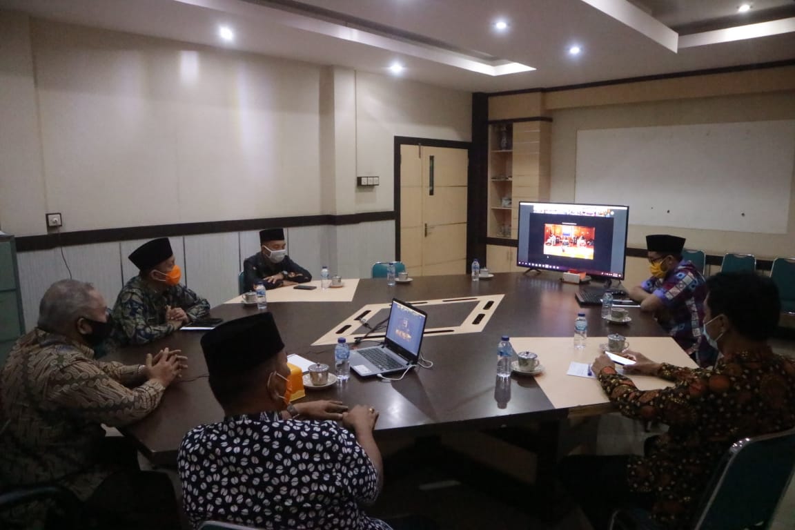 Bupati Ikuti Halal Bihalal Bersama Pemprov Jambi Via Video Conference