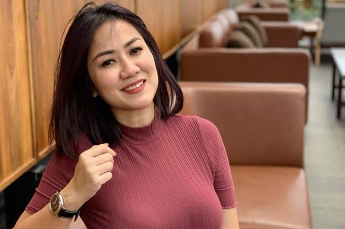 Tante Ernie Yang Disebut Sebut Sebagai Sang Pemersatu Bangsa,  Ini Pejelasanya