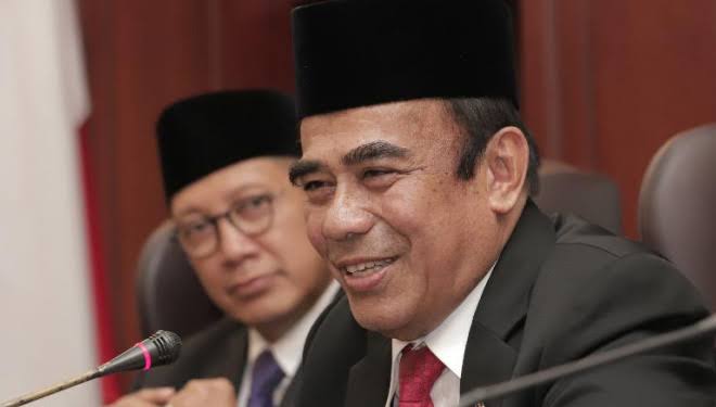 Menteri Agama Fachrul Razi Menetapkan  Hari Raya Idul Fitri jatuh pada Ahad 24 Mei 2020