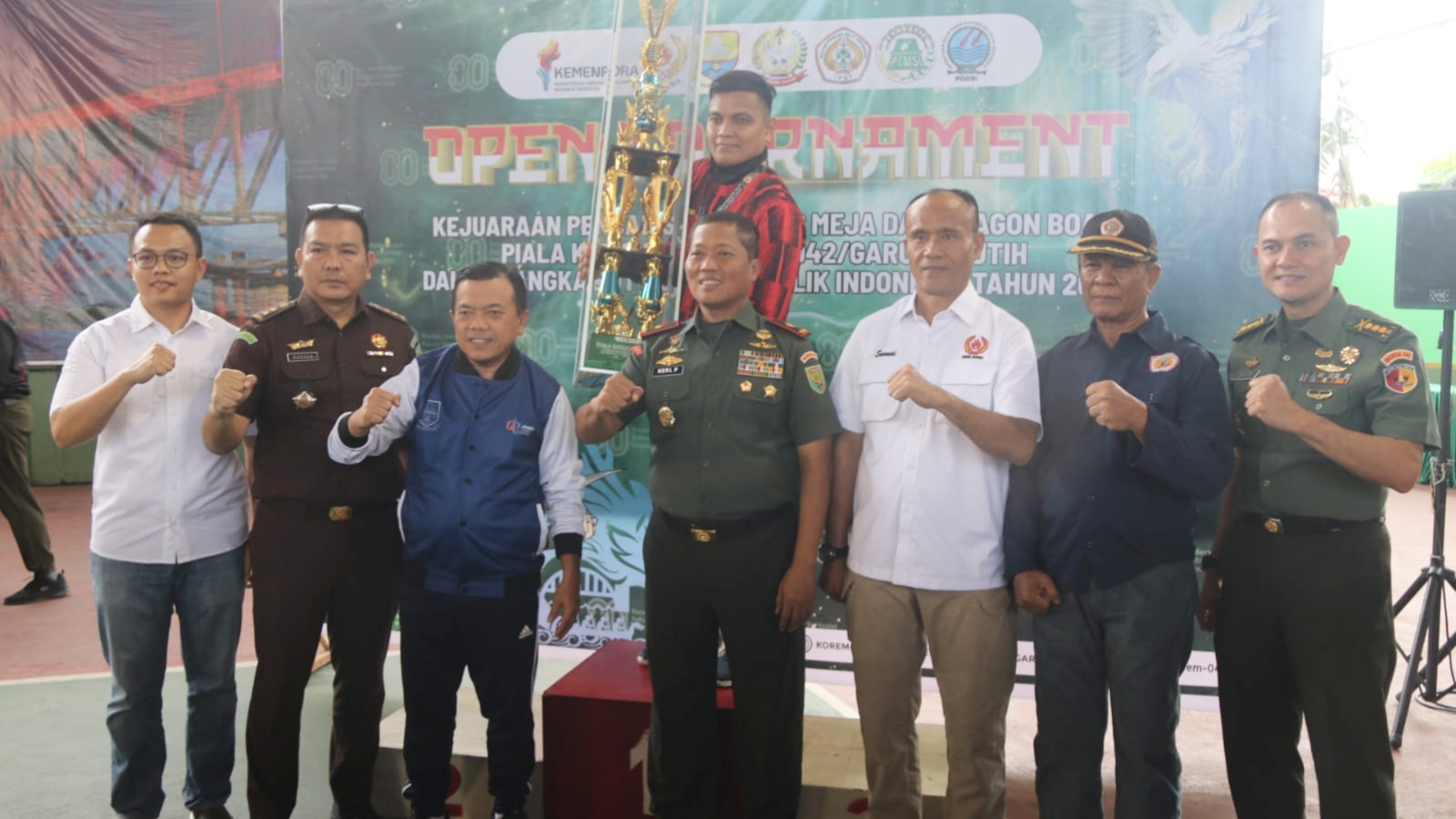 Gubernur Al Haris Apresiasi Pelaksanaan Open Tournament Danrem Cup 2025
