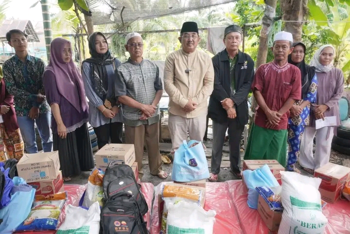 Bupati Anwar Sadat Salurkan Bantuan untuk Korban Kebakaran di Tungkal III
