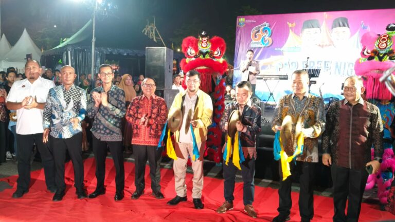 Gubernur Al Haris Buka Car Free Night HUT Provinsi Jambi 2025