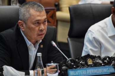 Libur Nataru, Pemerintah Resmi Turunkan Harga Tiket Pesawat Hingga 14 Persen