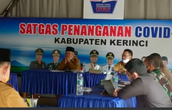 Wabup Ami Taher Hadiri Rapat Evaluasi Penanganaan Covid-19