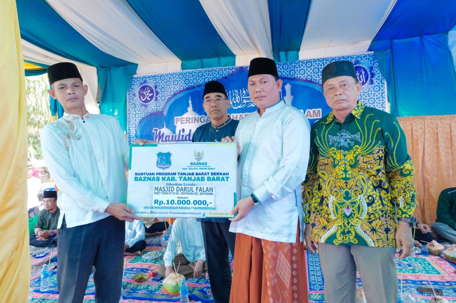 Wakil Bupati Tanjab Barat Hadiri Peringatan Maulid Nabi Muhammad SAW 1445 H di Masjid Darul Falah Senyerang