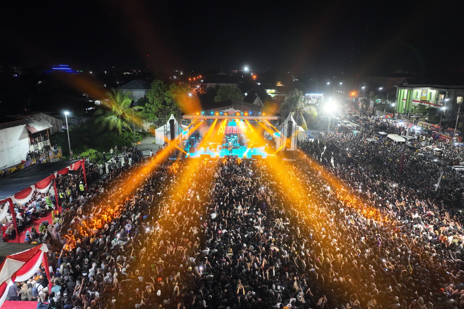 Pecah, Armada Guncang Panggung Festival Pengabuan Tanjab Barat Tahun 2023