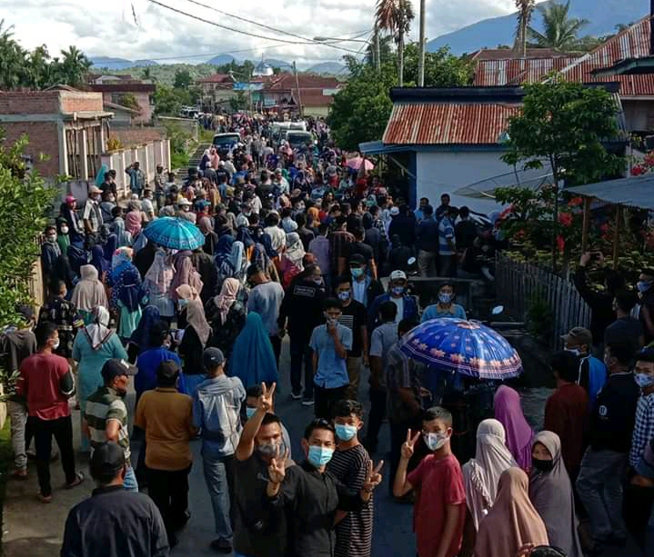 Bukan Dihadang Malah Disambut Meriah, Kampanye Fikar - Yos di Koto Padang dan Pendung Hiang Membeludak