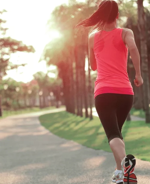 Berdasarkan Studi,  Olahraga Nyeker di Pagi Hari Bisa Bikin Lebih sehat