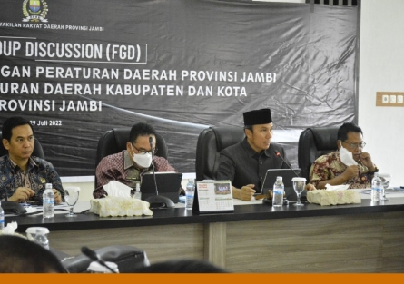 Percepatan Fasilitasi Ranperda serta Sinkronisasi Perda, DPRD Jambi Gelar FGD Bersama Kemendagri