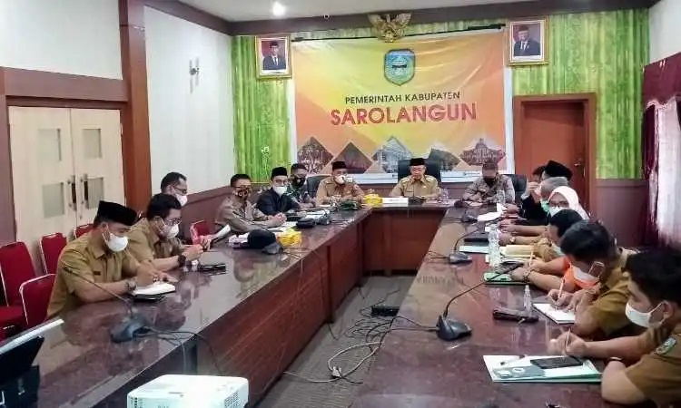 Bupati Cek Endra Pimpin Rapat Forkompimda di Ruang Pola Utama Kantor Bupati