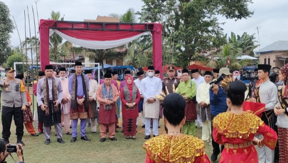 Gubernur Jambi Al Haris Tutup Festival Muaro Jambi 2022