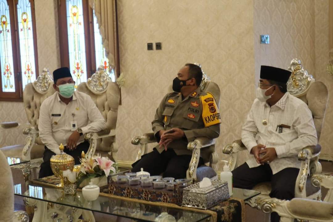 Bersama Wabup Hairan, Bupati Anwar Sadat Ikuti Rapat Koordinasi PAM MTQ ke-50 Tingkat Provinsi