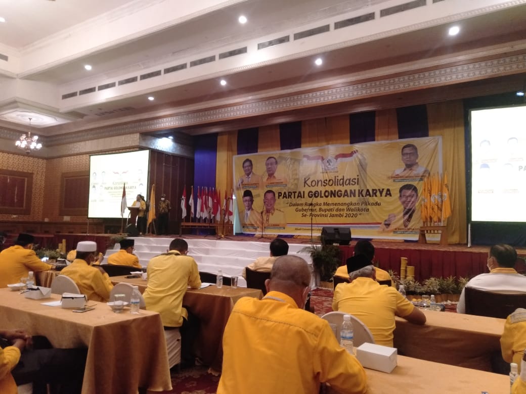 Akbar Tanjung dan Ahmad Doli kurnia Hadiri Konsolidasi Pemenangan Pilkada Serentak Partai Golkar Provinsi Jambi