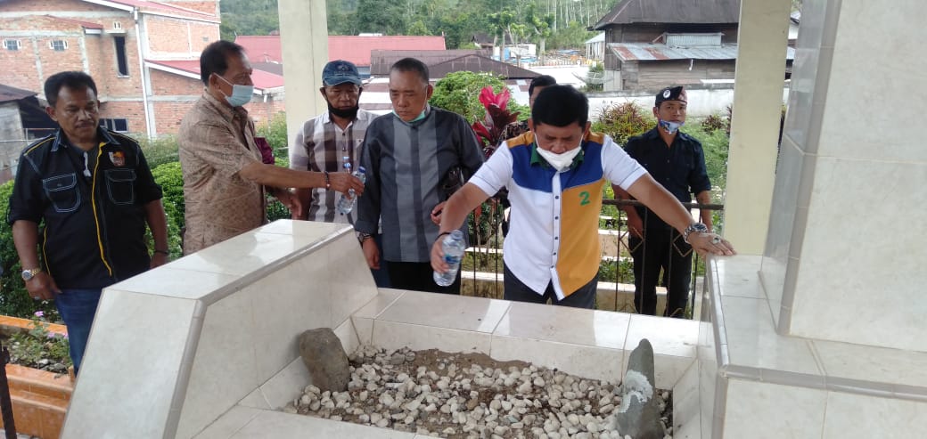 Ziarah Ke Makam Depati Parbo di Kerinci , Syafril: Ini Sikap Menghormati Para Pahlawan