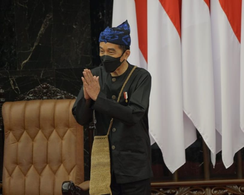 Hadiri Sidang Tahunan MPR RI,  Presiden Jokowi Kenakan Pakaian Adat Suku Baduy