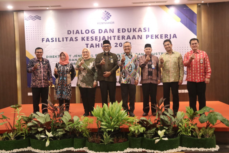 Sekda: Program Dumisake Jambi Mantap Bantu Pekerja Tingkatkan Kesejahteraan Hidup