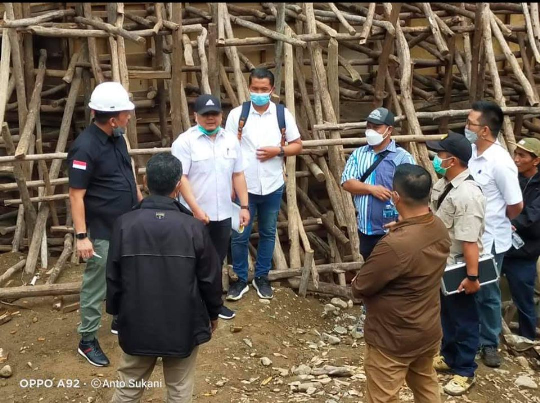 Didampingi Kejaksaan Negeri Sungai Penuh, Kejati Jambi Tinjau Bendungan untuk Percontohan