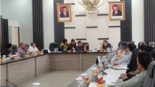 Komisi III DPRD Provinsi Jambi Desak Pihak Eksekutif Yakinkan Dewan Soal Pemilihan Lokasi Stadion