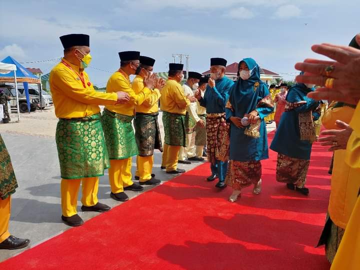 Bupati Adirozal Hadiri Pembukaan MTQ ke-50 Tingkat Provinsi Jambi