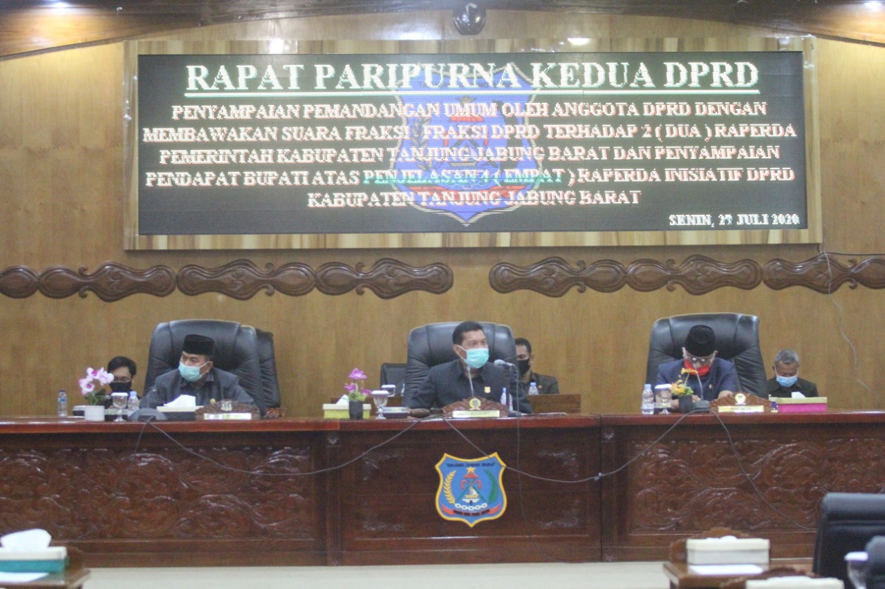 Wabup Hadiri Rapat Paripurna Pembahasan Empat Raperda Inisiatif DPRD