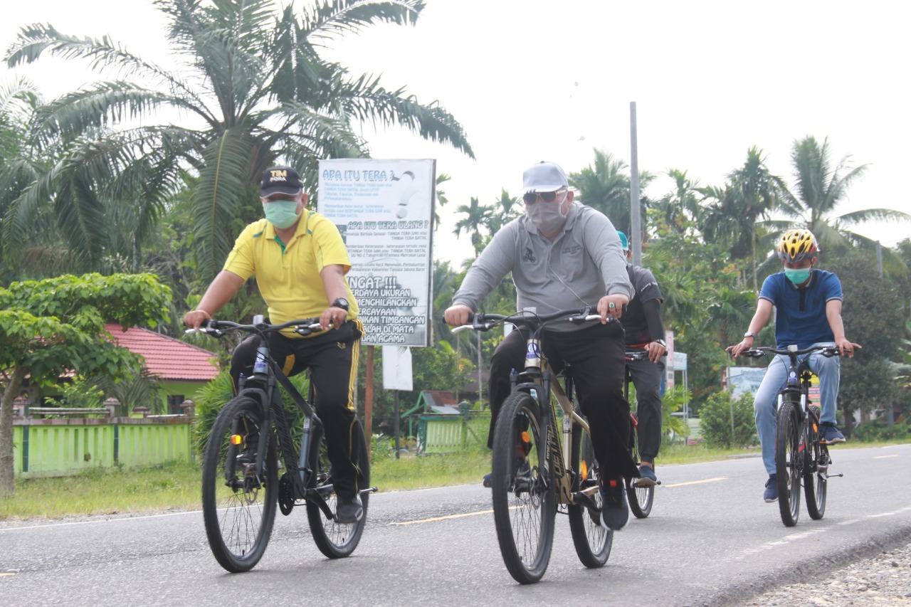 Launching Ekowisata Sukorejo, Bupati Gowes Jelajah Kampung Kopi Liberika