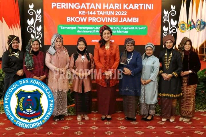 Ketua TP PKK Tanjab Barat Hadiri Peringatan Hari Kartini