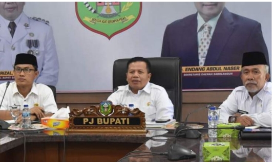 Penjabat Bupati Henrizal Ikuti Zoom Meeting Sosialisasi Penilaian Penjabat Kepala Daerah Bersama Mendagri