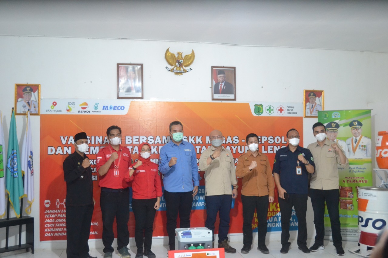 SKK Migas - KKKS Wilayah Jambi Turut Sukseskan Program Vaksinasi Covid-19