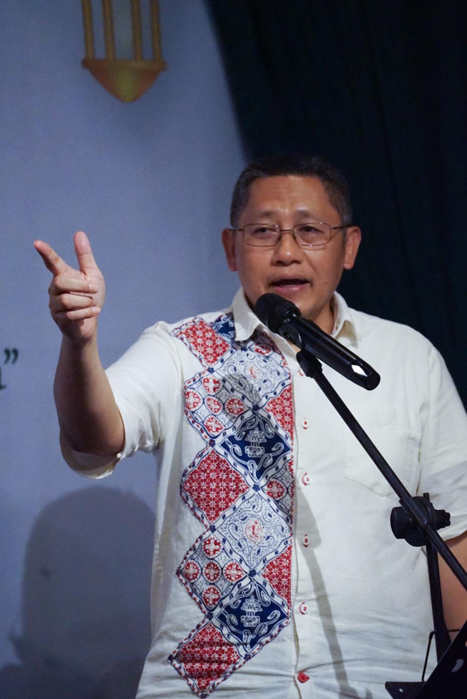 Politik Indonesia: Dari Logika Mistika ke Logika Logistika