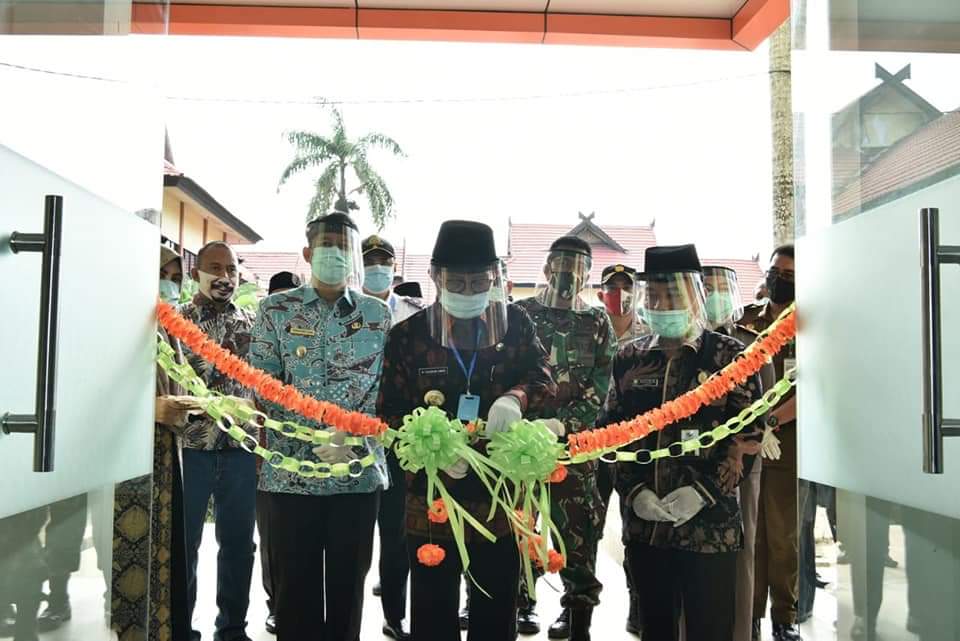 TINGKATKAN PELAYANAN PENANGANAN COVID-19, FACHRORI RESMIKAN RUMAH ISOLASI MANDIRI