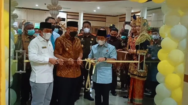 Bupati Cek Endra Dampingi Kajati Jambi Resmikan Kantor Jaksa Pengacara Negara