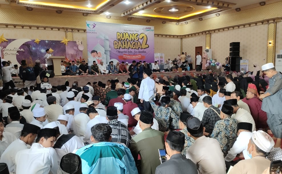 Gubernur Al Haris Sambut Ramadan Bersama 2000 Santri Yatim, Dhuafa dan Penghafal Qur’an