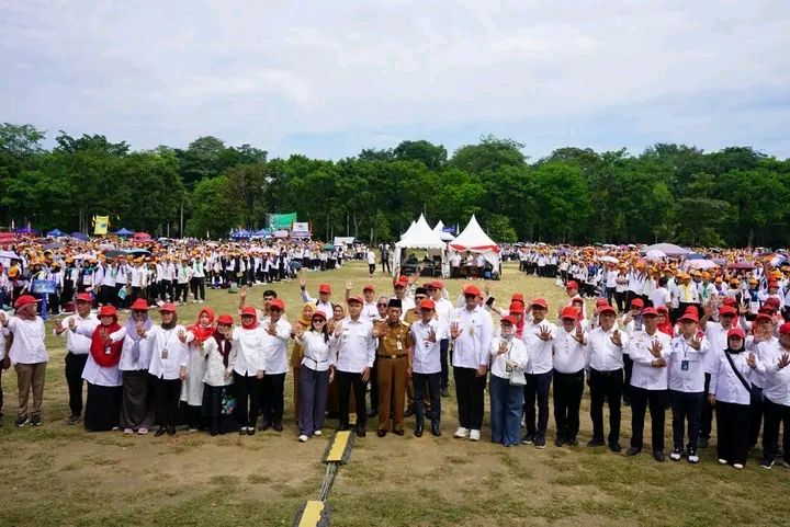 Wagub Sani Apresiasi Kesuksesan PKKMB Unja Raih 4 Rekor Muri