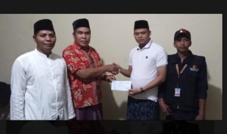 Ketua DPRD Yuli Setia Bakti Menerima Undangan Untuk Pencoblosan