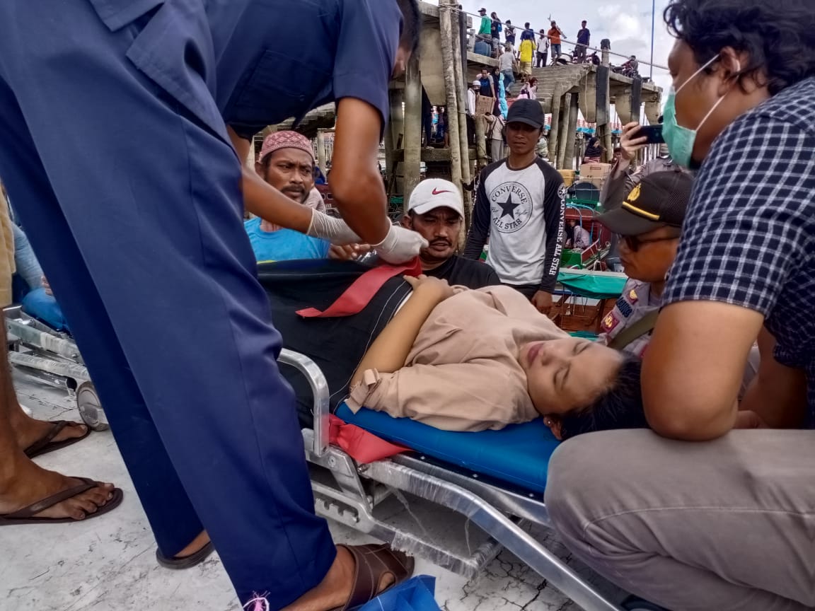 Penumpang Pelabuhan Kualatungkal Melahirkan Mendadak Di Speedboat Tujuan Batam