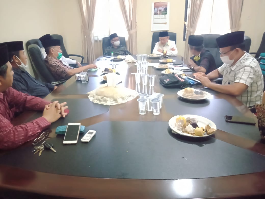 Silaturahmi ke Mui Provinsi Jambi, Cek Endra Sampaikan Komitmen Memakmurkan Masjid
